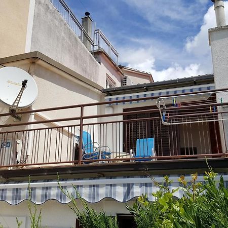 Apartments By The Sea Selce, Crikvenica - 15063 المظهر الخارجي الصورة