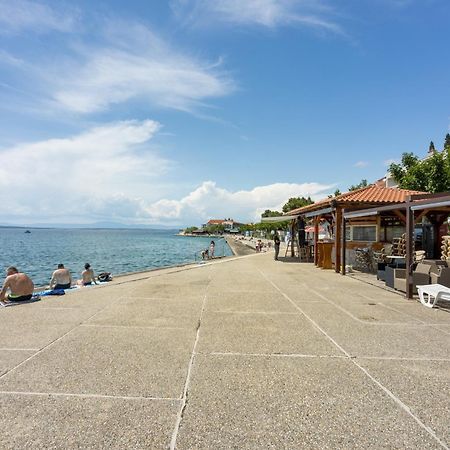 Apartments By The Sea Selce, Crikvenica - 15063 المظهر الخارجي الصورة
