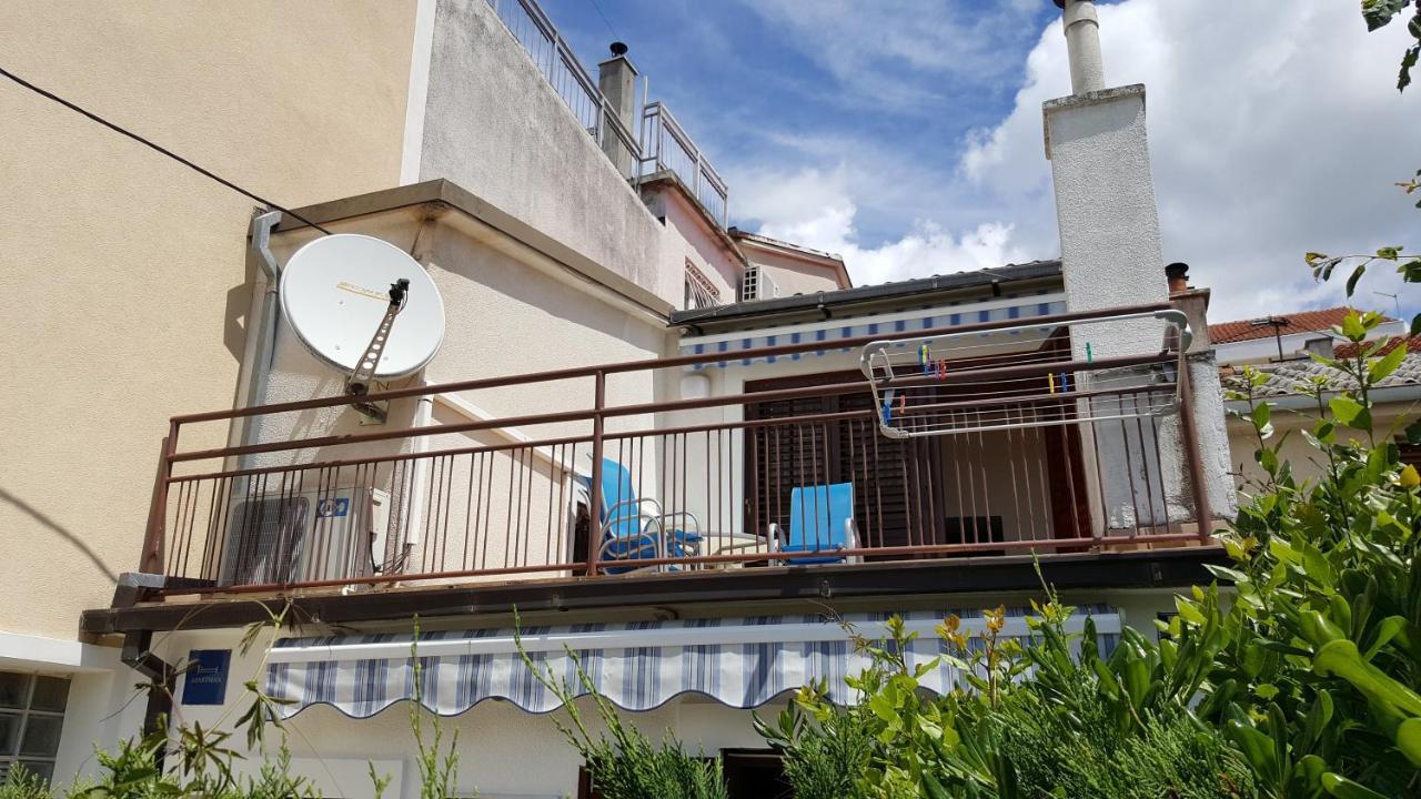 Apartments By The Sea Selce, Crikvenica - 15063 المظهر الخارجي الصورة