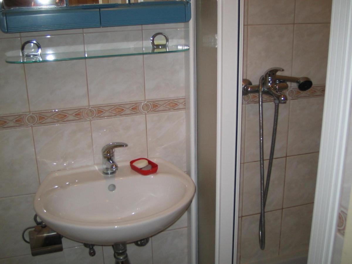 Apartments By The Sea Selce, Crikvenica - 15063 المظهر الخارجي الصورة